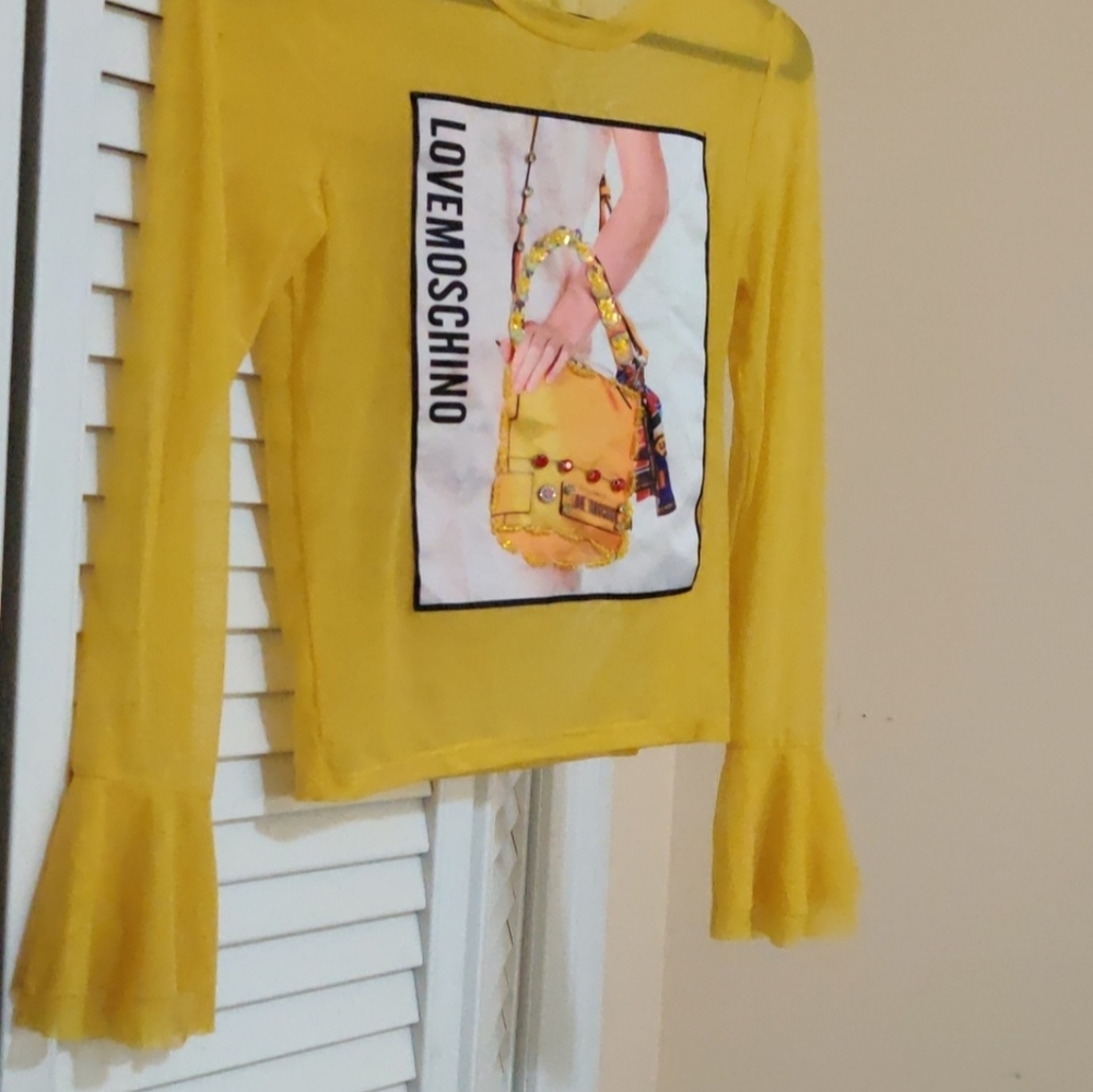 Tops - Picture 2 of 4